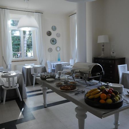 Relais Villa Sant'Isidoro Colbuccaro Buitenkant foto
